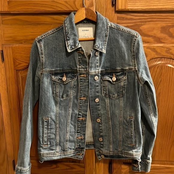 Old Navy Jean Jacket - Picture 1 of 3